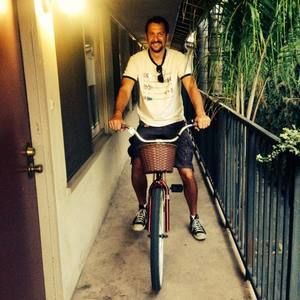 Meet your Posher, Nandor